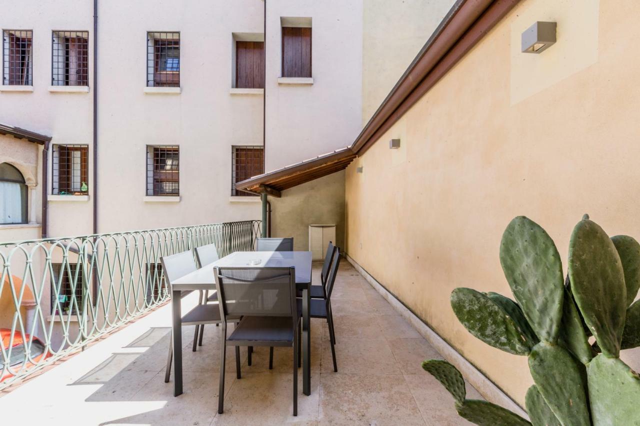 Palazzo Cavalli Pasquini Vérone Extérieur photo